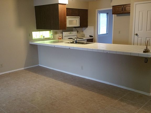 5th image of 509 Parkside Pl SE #Home