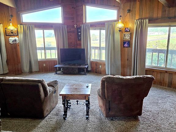 4th image of 4162 Pine Grove Rd