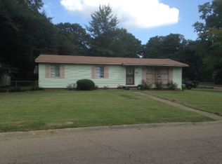 4248 Meadowmont Dr, Jackson, MS 39209