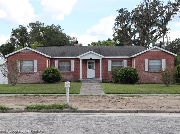 611 W Palmetto St, Wauchula, FL 33873