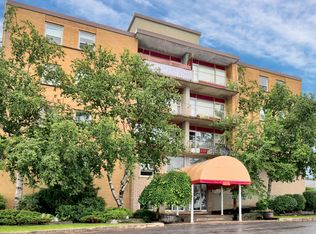 1379 Princess St, Kingston, ON K7M 3E4