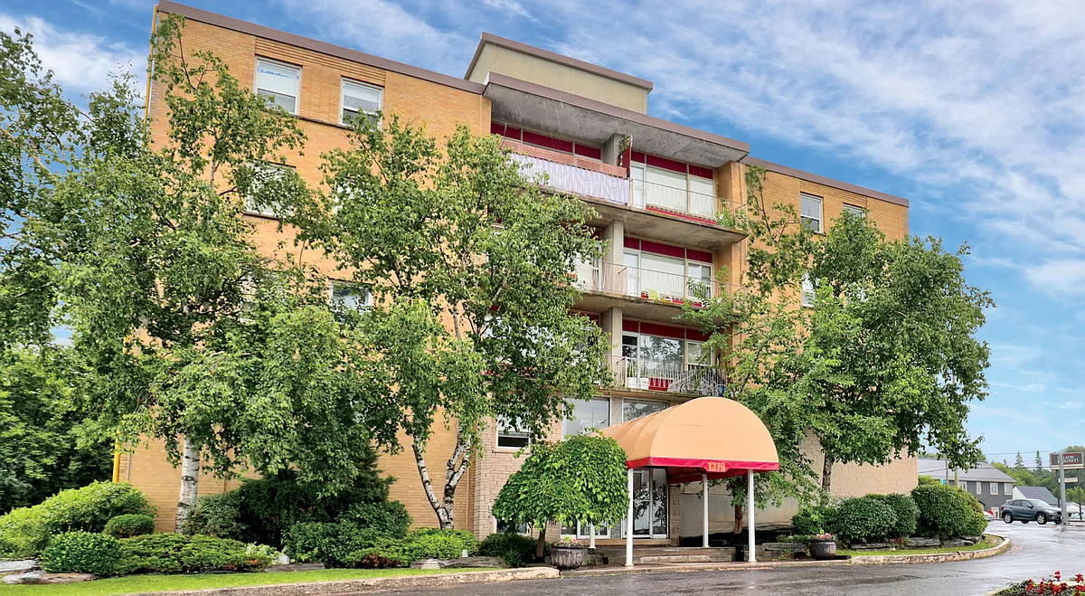 Building Photo - 1379 Princess St