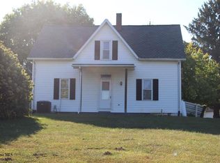 2075 Township Road 213 SE, New Lexington, OH 43764