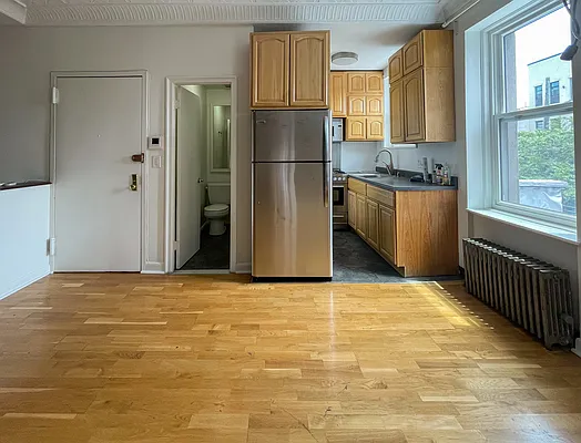Rented by Brown Harris Stevens | media 2