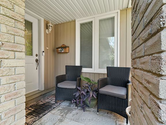 5th image of 4260 Shelby Cres