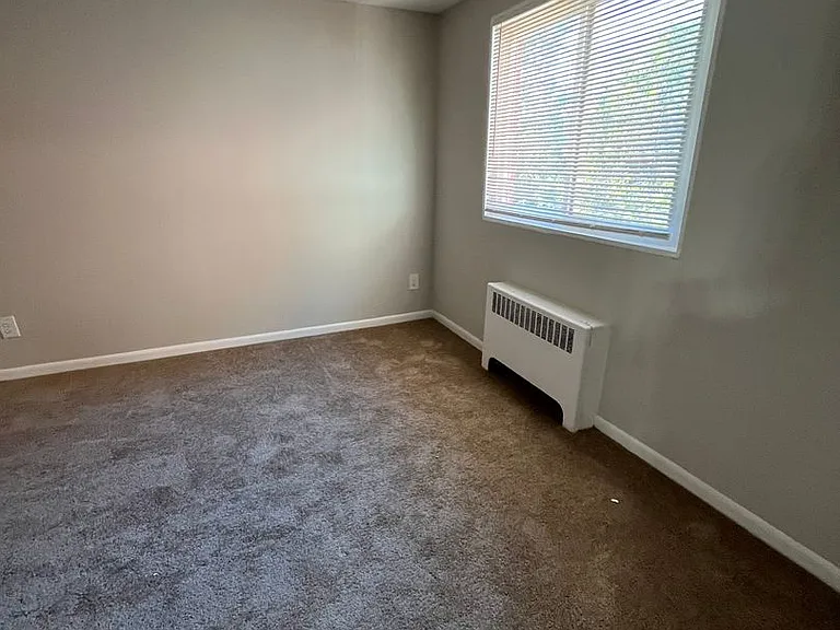 1721 T Street SE Apartments — Photo 4