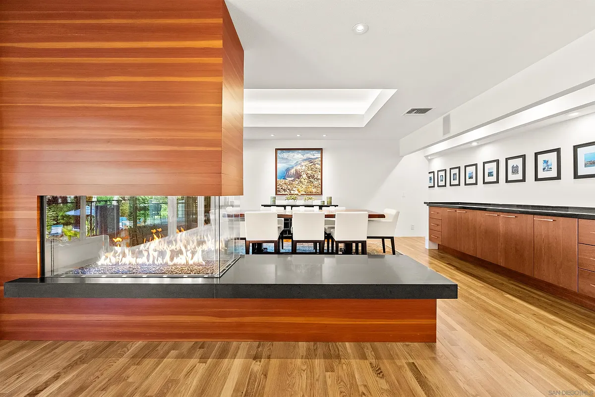 Building Photo - 5491 Calzada Del Bosque