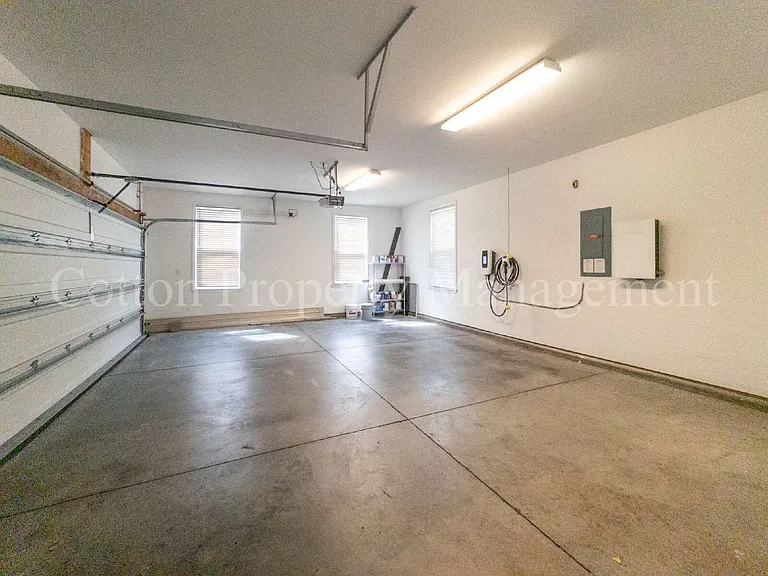 7445 Darius Dr — Photo 44