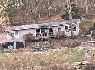 225 Delk Rd, Crittenden, KY 41030