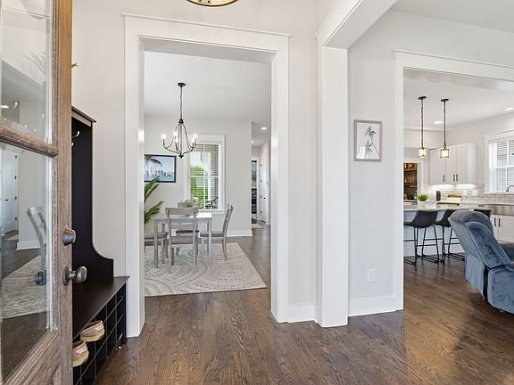 5th image of 1508 E Stewarts Ln