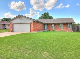 1013 Brookhurst Blvd, Yukon, OK 73099