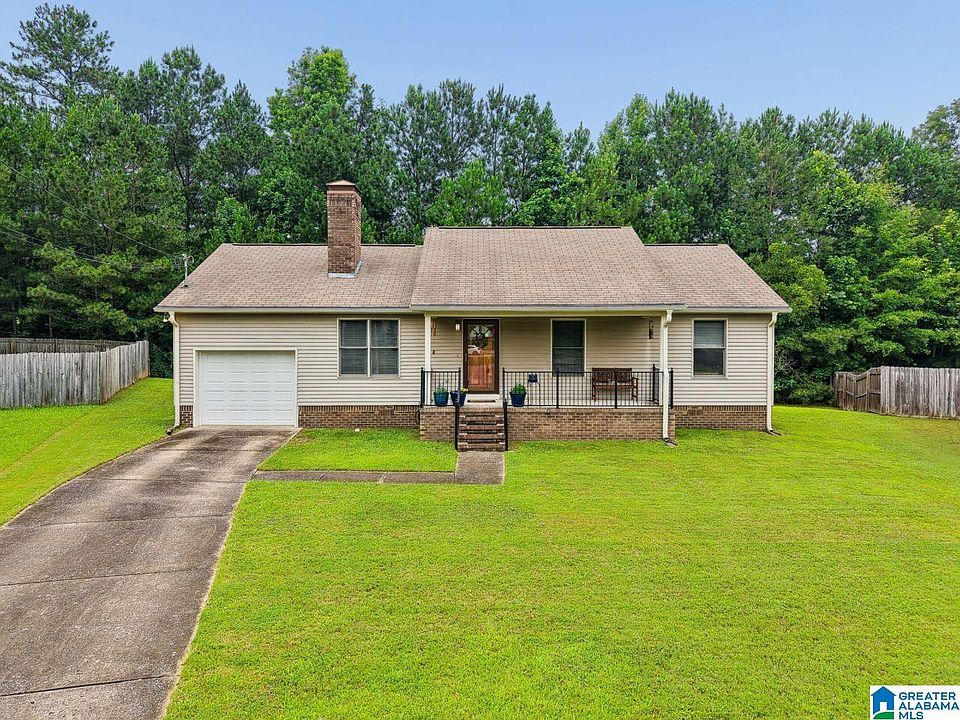 1st image of 1111 Poplar Cir