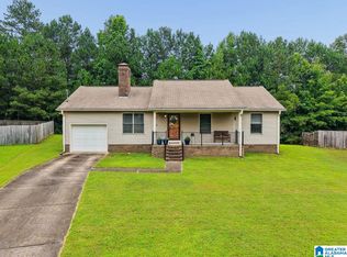 1111 Poplar Cir, Moody, AL 35004