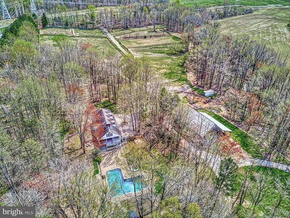 1st image of 4252 Blair Ln