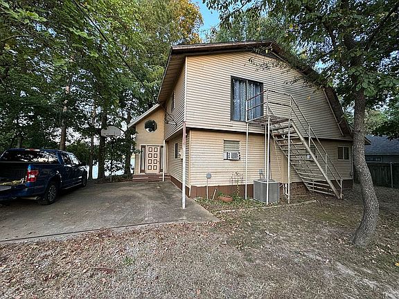 Front of house - drive-up. 