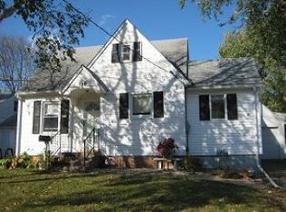 100 24th Ave SW, Cedar Rapids, IA 52404