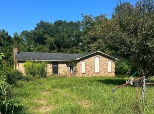 19575 Dees Rd, Mount Vernon, AL 36560