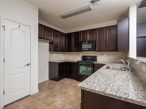 5th image of 3069 Floras Del Sol St