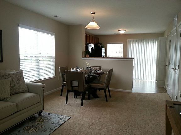 4th image of 823 Grand Cayman Dr