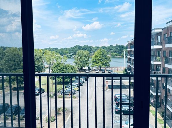 200 Sanders Ferry Rd APT 2402