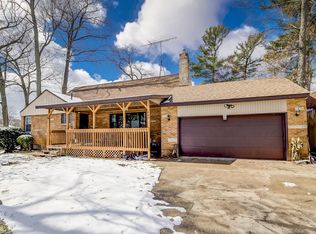 845 Carlton St, Muskegon, MI 49442