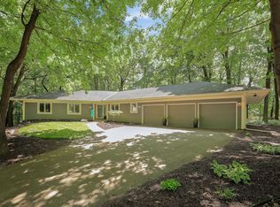 23080 Stratford Pl, Shorewood, MN 55331