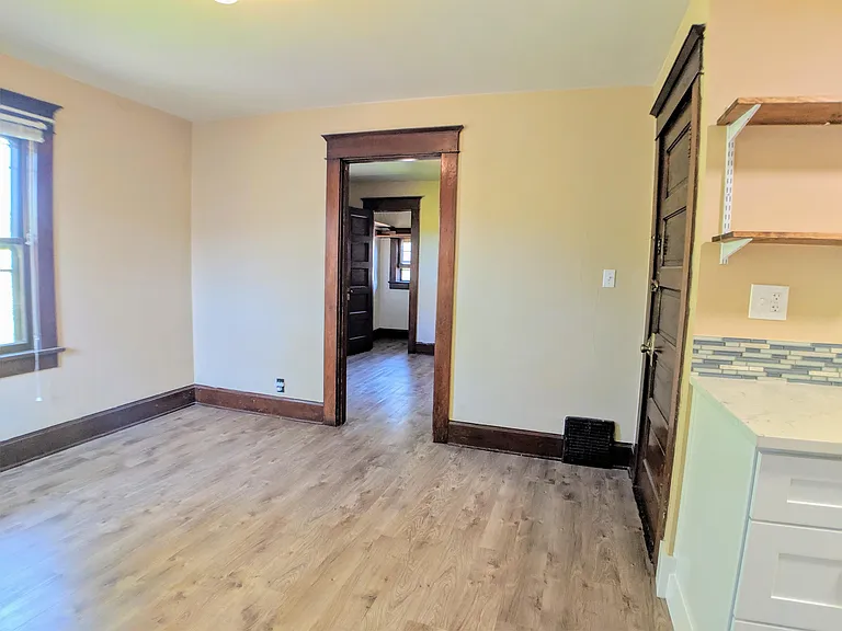 427 SW 5th St #C — Photo 10