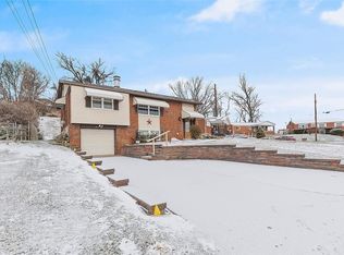 750 Providence Dr, Pittsburgh, PA 15239