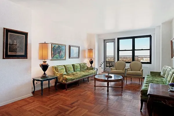 Sold by Corcoran | media 37