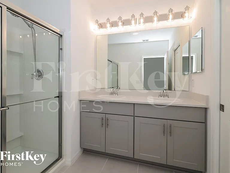 5007 Vellacito Way — Photo 9