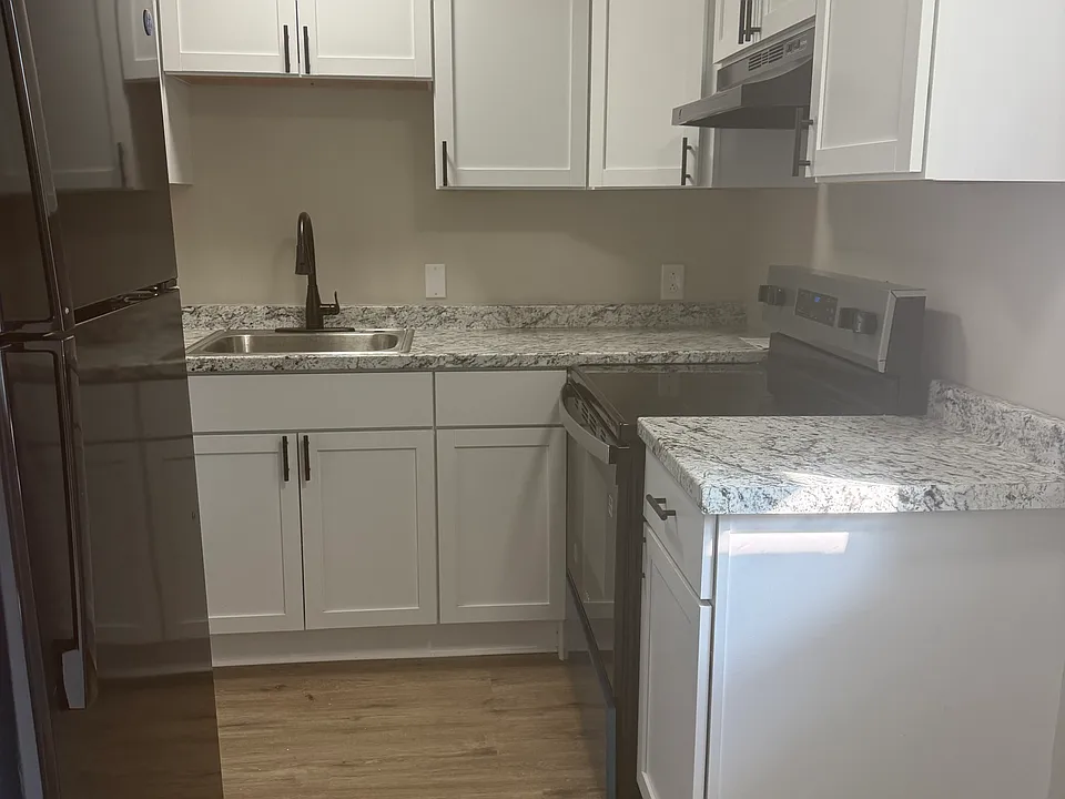 18 Nakissa Dr