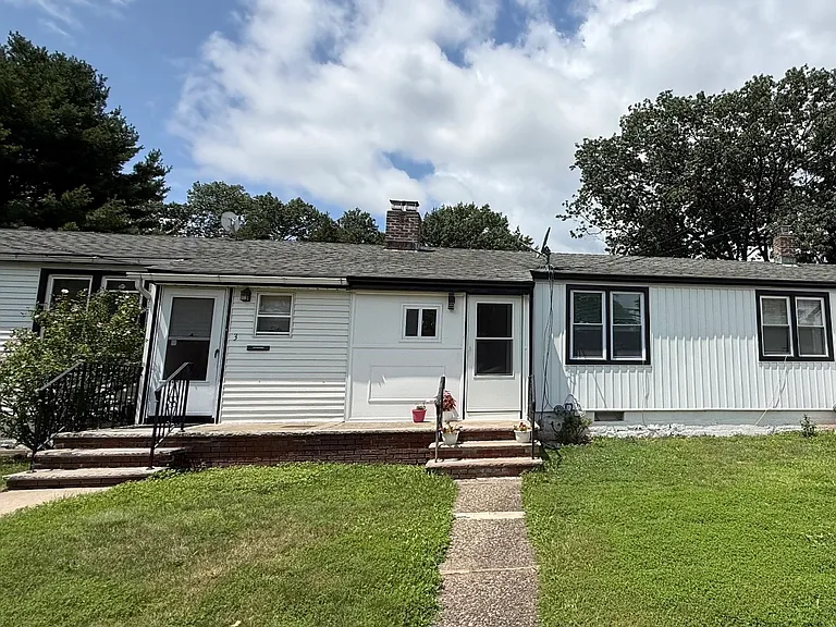 5 Van Wagoner Ave — Photo 10