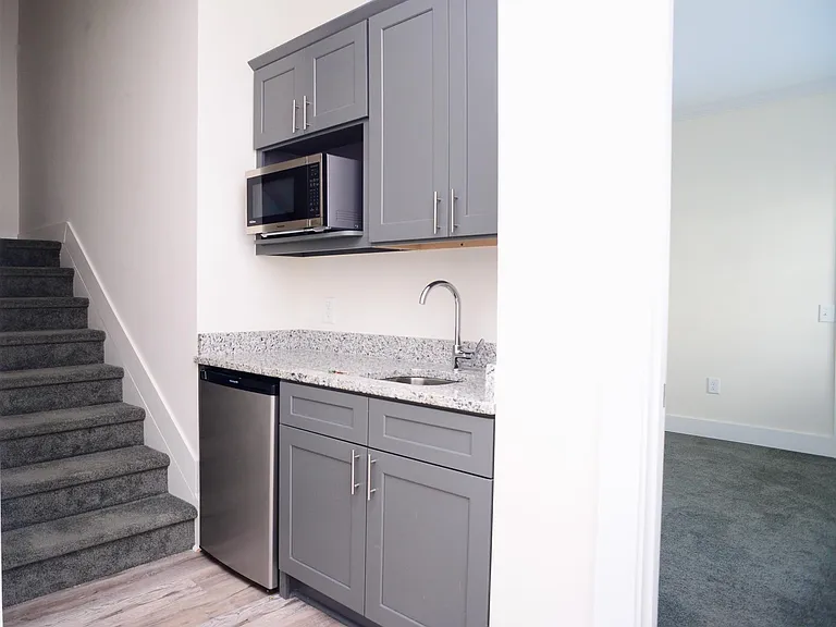 2008 Ocean Dr NW #2008 — Photo 17