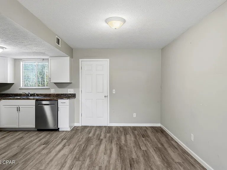 116 Cheri Ln — Photo 14