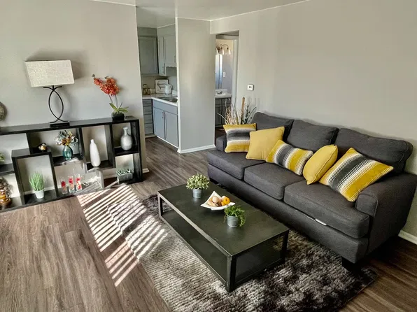Autumn Lane Apartments