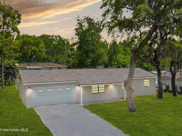 27111 Wakefield Dr, Brooksville, FL 34602