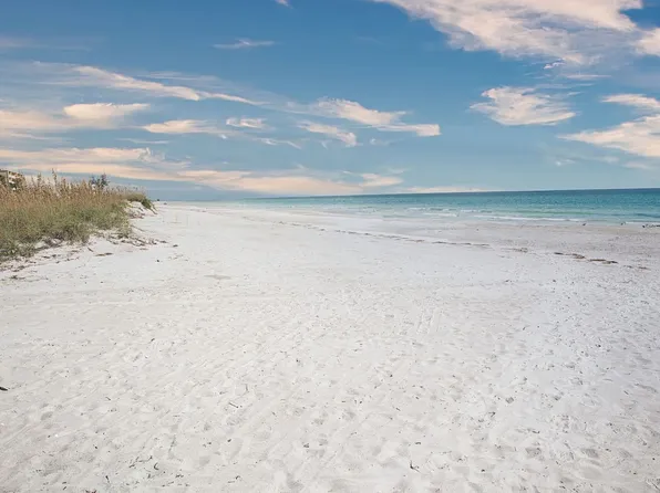 700 Longboat Ct, Longboat Key, FL 34228