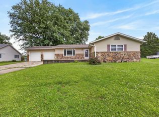 117 Robinhood Ln, Bedford, IN 47421