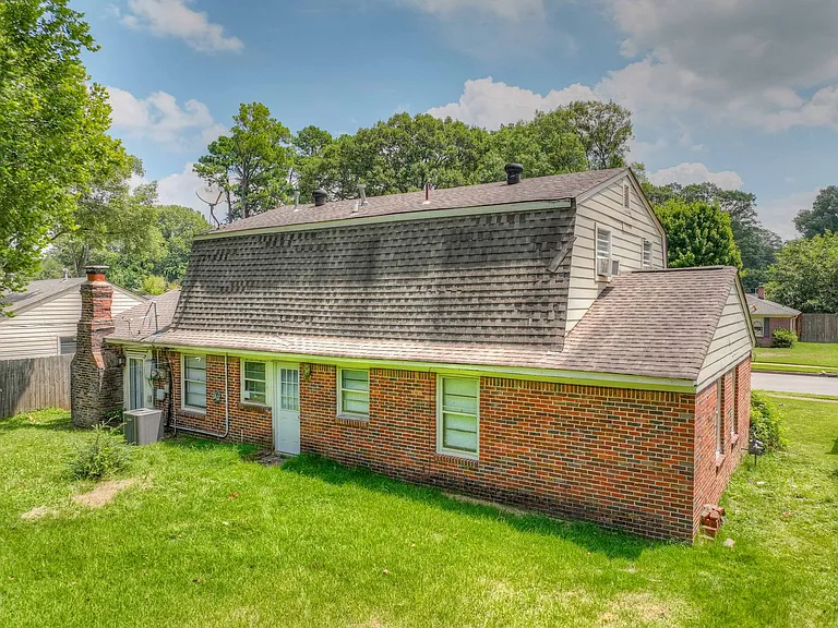 1261 W Perkins Rd — Photo 33
