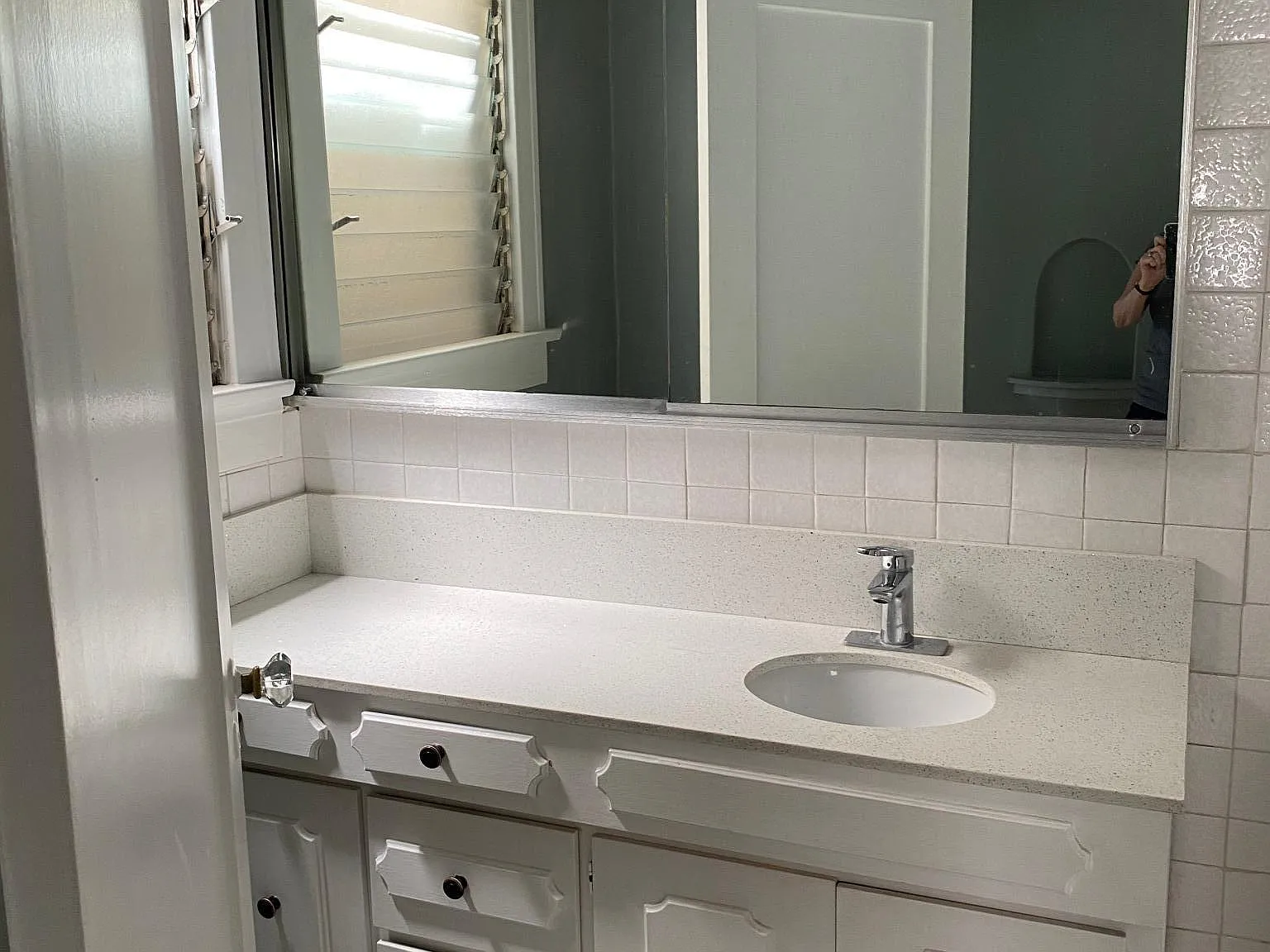 2 bed, 900 sqft, $3,399 — Photo 4