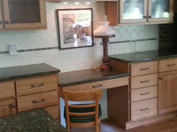 5th image of 2500 Westwind Dr