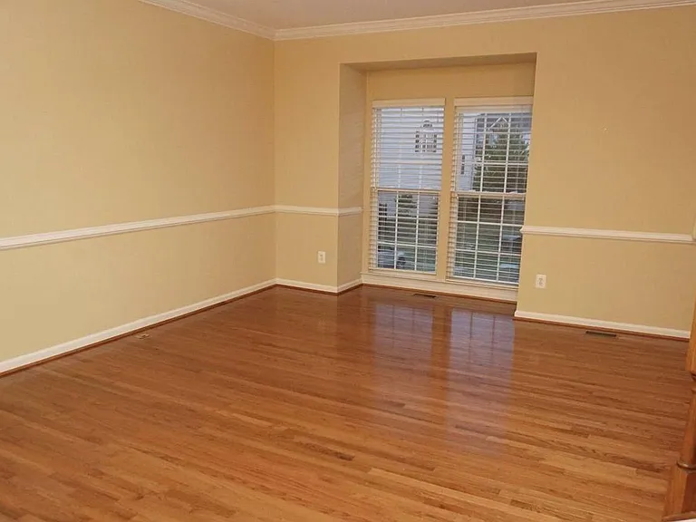 1469 Fawn Hollow Ln — Photo 5