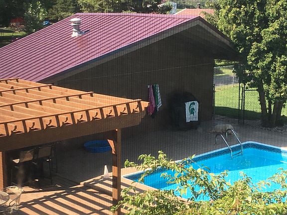 Pool shed