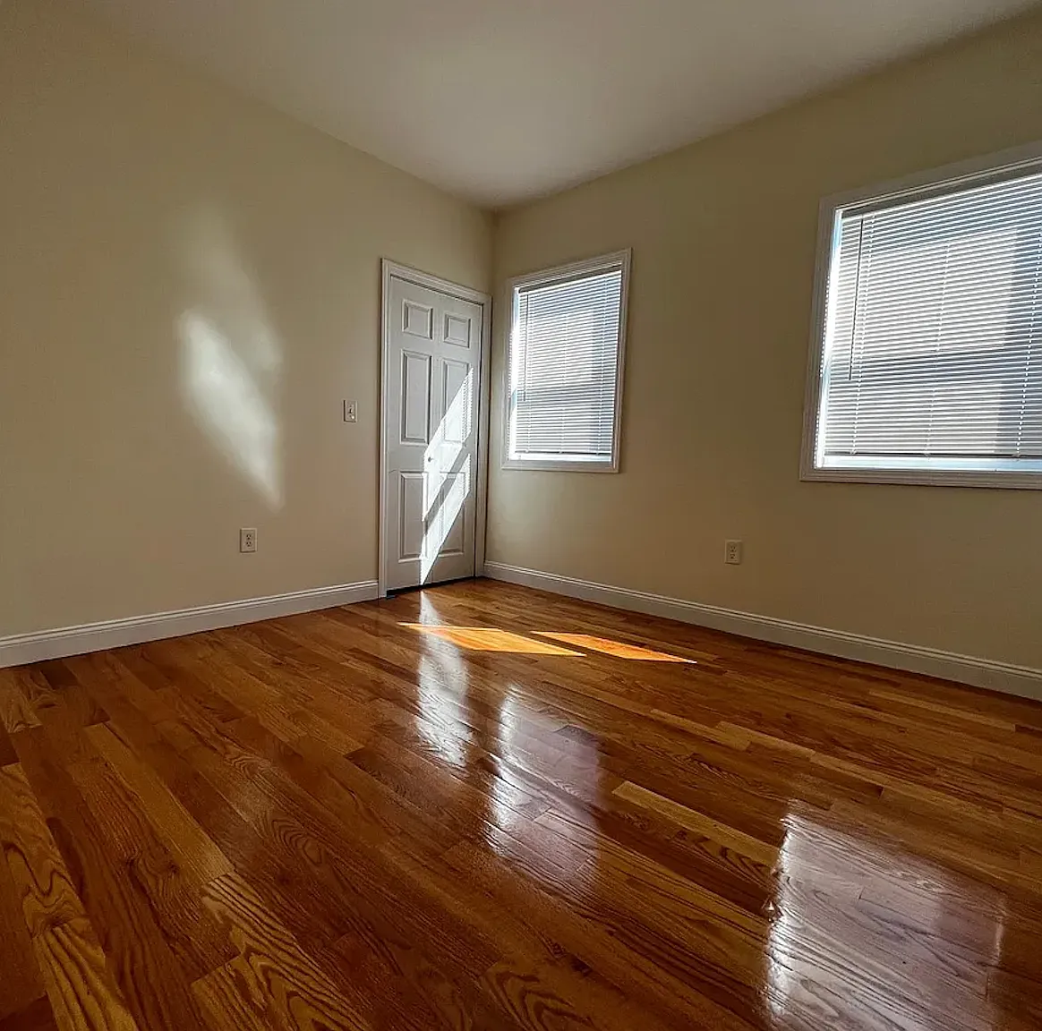 57 Woodford Street - 3 — Photo 2