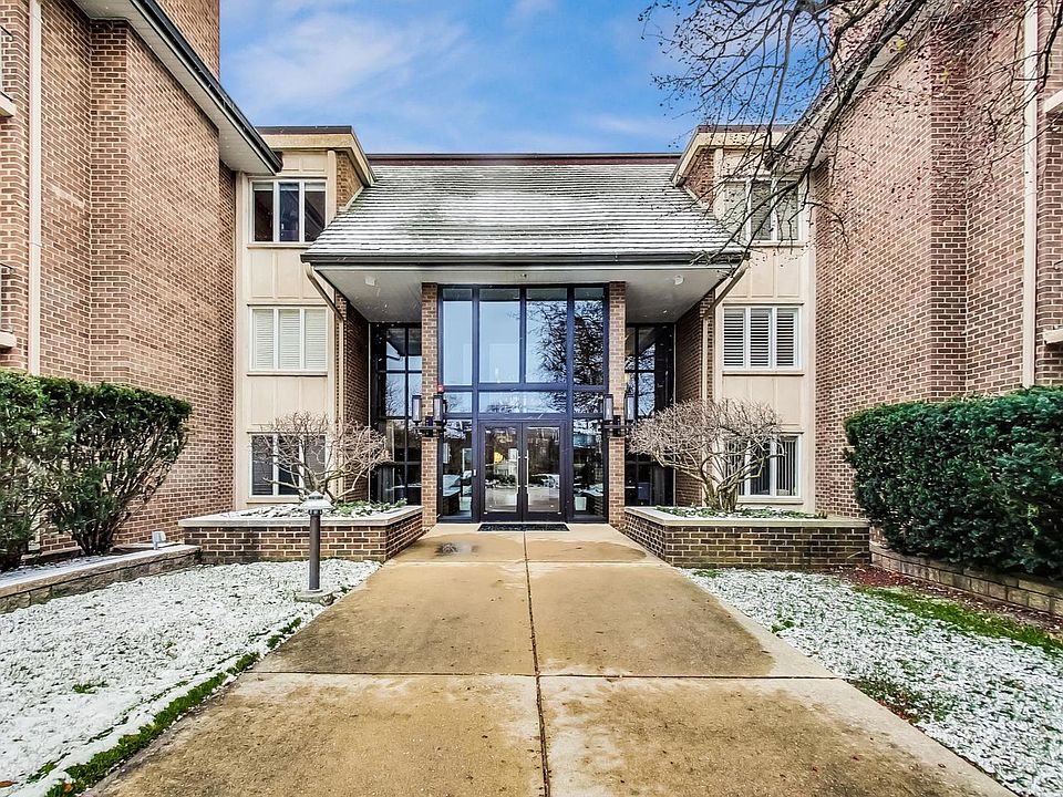 3 Oak Brook Club Dr APT D303, Oak Brook, IL 60523 Zillow
