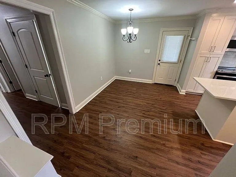 13235 Country Park Ave — Photo 15