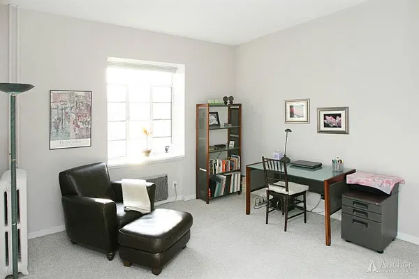 Sold by Anchor Associates | media 3