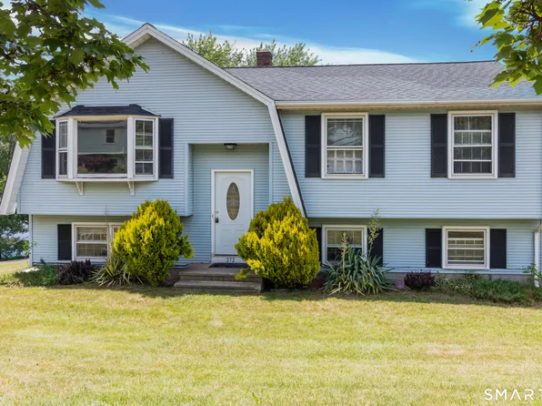 272 Anns Farm Road, Hamden, CT 06518