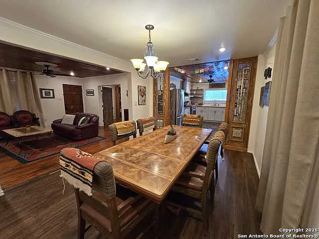 1020 Mission Rd — Photo 4