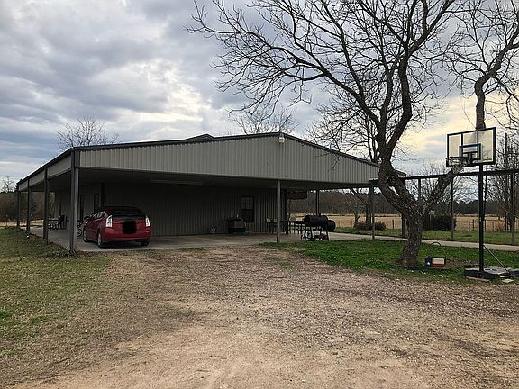 3rd image of 360 County Road 1206